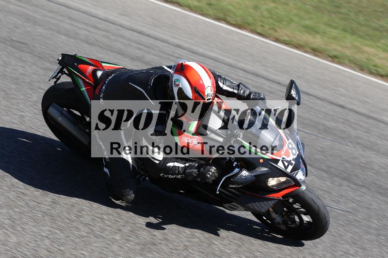 Archiv-2025/48 25.08.2025 Cornu Master School ADR/rot-rouge/48